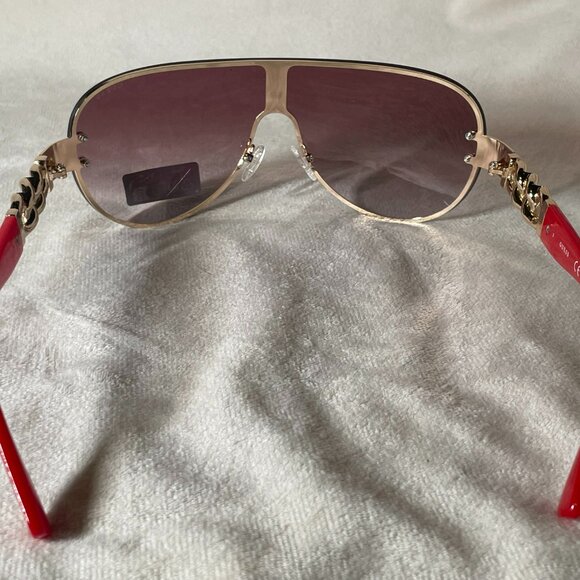 Guess Factory GO00037 32G Shield Sunglasses – Brand New with Soft Pouch - Picture 6 of 7